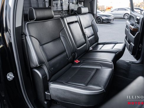 Used 2019 Chevrolet Silverado 3500 High Country w/ Duramax Plus Package image 34