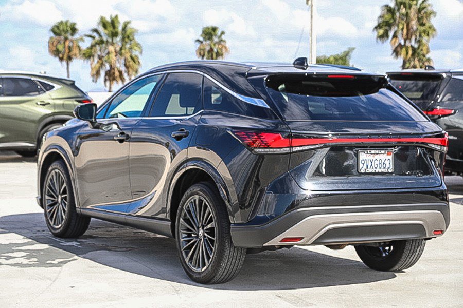 Used 2025 Lexus RX 350h w/ Convenience Package AWD/4WD image 5