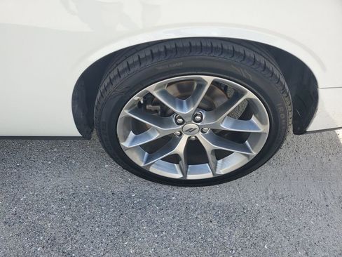 Used 2022 Dodge Challenger GT image 19