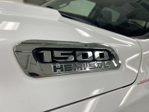 Used 2020 RAM 1500 Big Horn AWD/4WD image 25