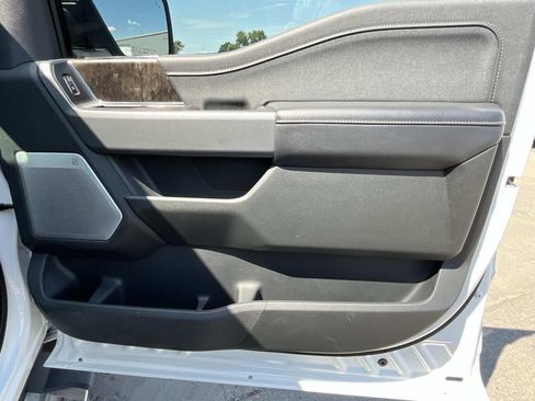 Used 2021 Ford F150 Lariat w/ Equipment Group 502A High AWD/4WD image 29