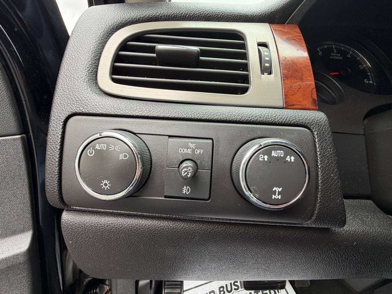 Used 2013 GMC Yukon SLT AWD/4WD image 50