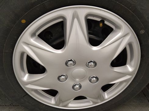 Used 2023 Nissan Altima 2.5 S FWD image 31