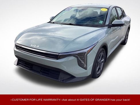 Used 2025 Kia K4 FWD image 6