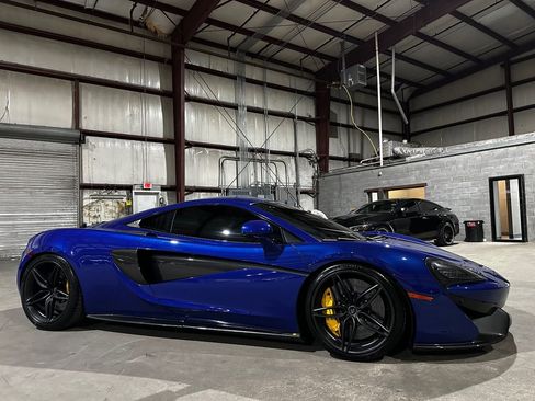 Used 2016 McLaren 570S Coupe image 4