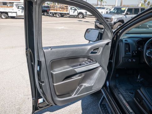 Used 2022 Chevrolet Colorado ZR2 image 13