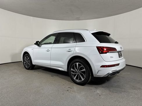 Used 2023 Audi Q5 2.0T Premium w/ Convenience Package AWD/4WD image 31
