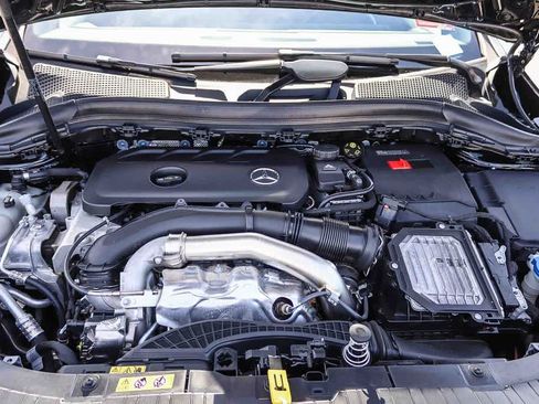Used 2025 Mercedes-Benz GLA 250 image 29