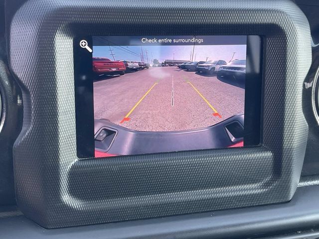 Used 2022 Jeep Gladiator Sport AWD/4WD image 25