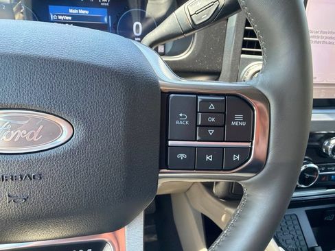 New 2026 Ford F350 Platinum w/ Platinum Plus Package AWD/4WD image 7