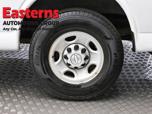Used 2019 Chevrolet Express 2500 Extended w/ Safety Package RWD image 8
