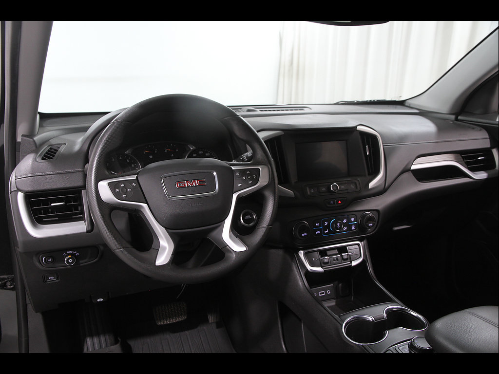 Used 2023 GMC Terrain SLE w/ Driver Convenience Package FWD image 6