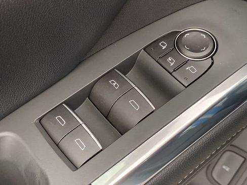 New 2026 Chevrolet Traverse High Country w/ LPO, Floor Liner Package image 24