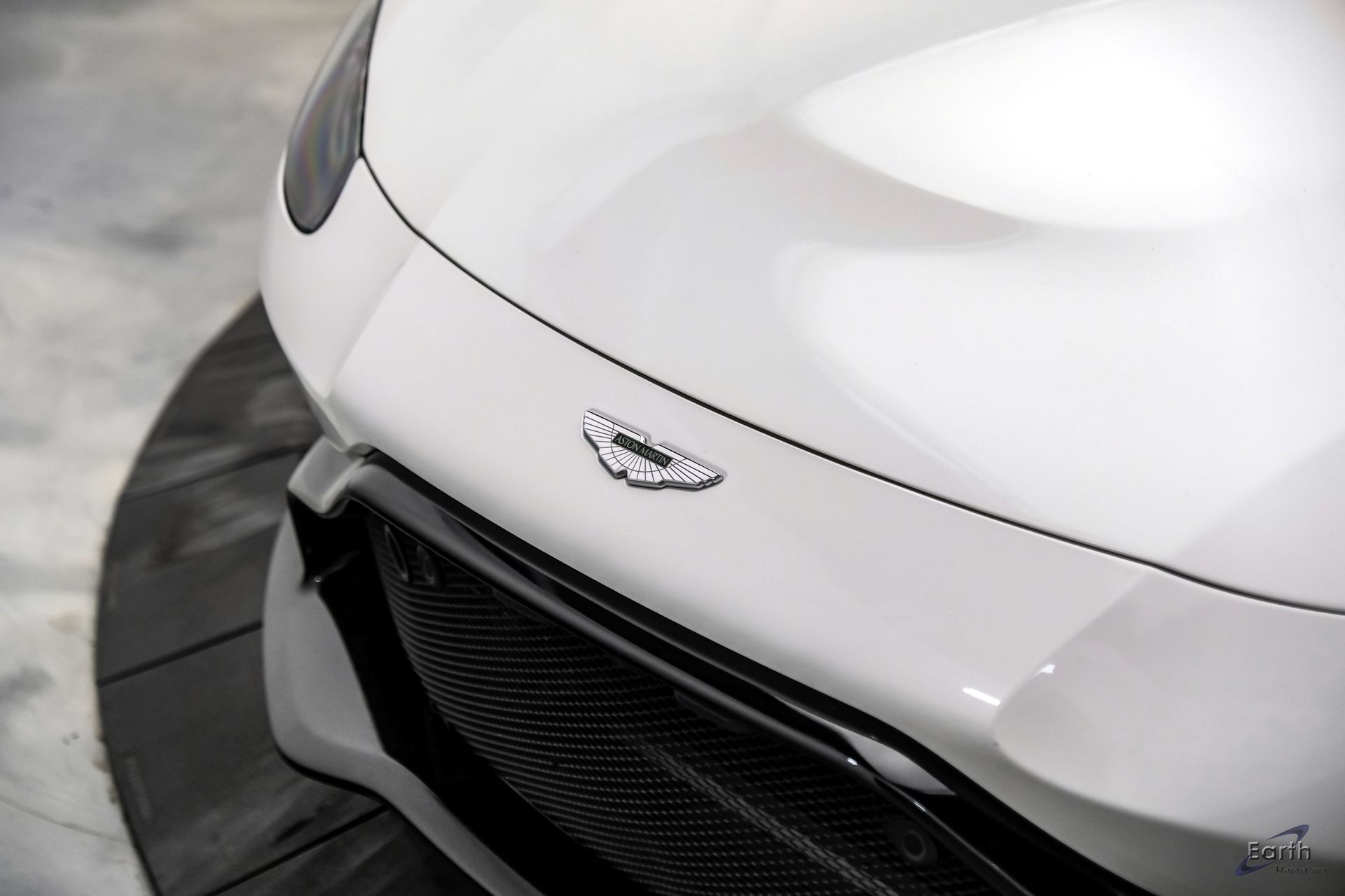 Used 2022 Aston Martin V8 Vantage Coupe RWD image 38
