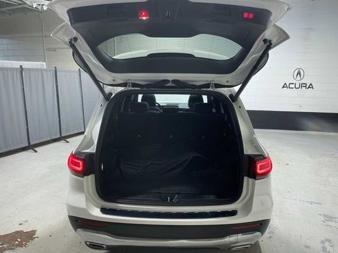 Used 2021 Mercedes-Benz GLB 250 4MATIC image 19