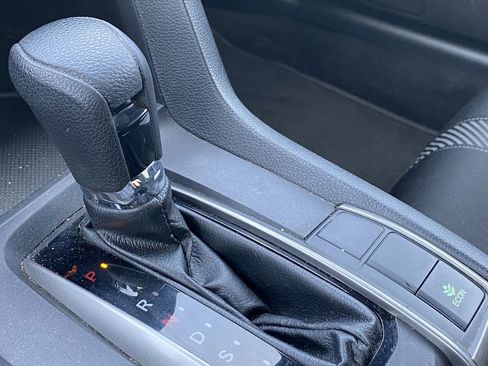 Used 2019 Honda Civic LX image 10