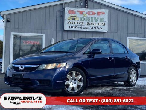 Used 2010 Honda Civic LX image 1
