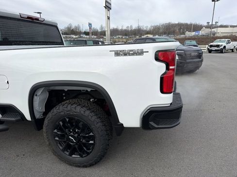 New 2026 Chevrolet Silverado 2500 LT w/ Trail Boss Package AWD/4WD image 9