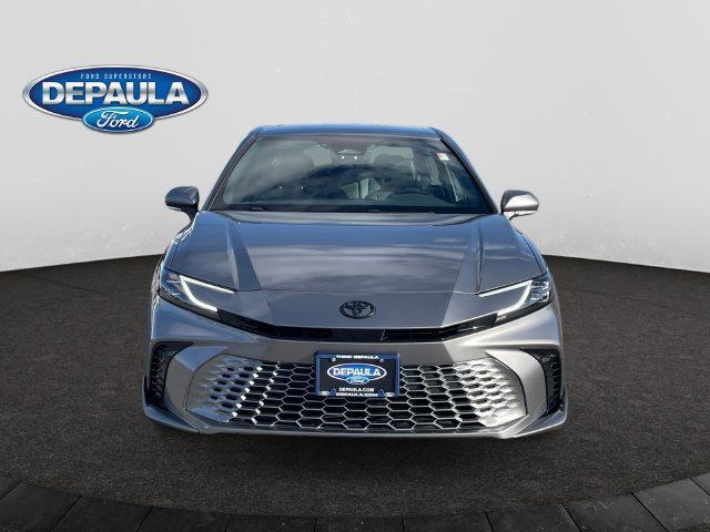 Used 2025 Toyota Camry XSE AWD/4WD image 9