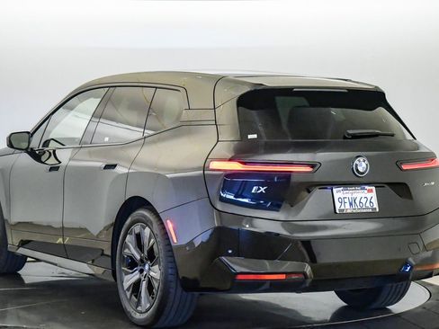 Certified 2023 BMW iX xDrive50 w/ Premium Package AWD/4WD image 2