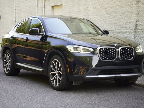 Used 2022 BMW X4 xDrive30i w/ Premium Package 2 AWD/4WD image 9