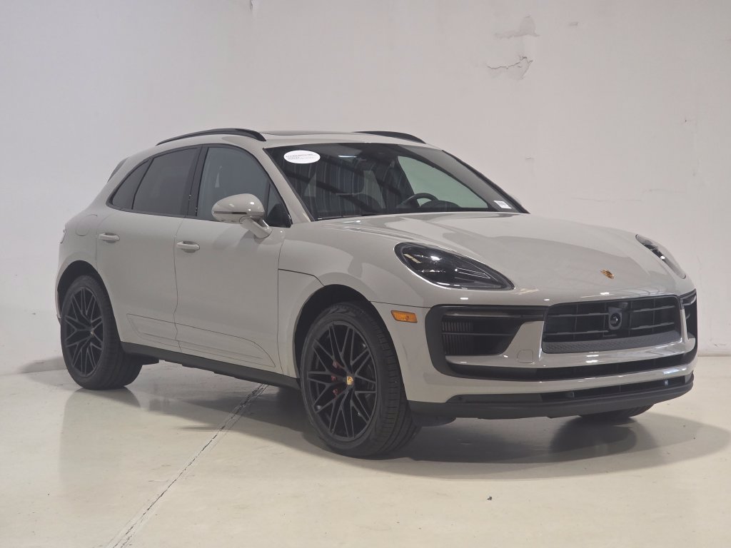 Certified 2026 Porsche Macan S AWD/4WD image 7