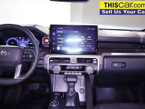 Used 2025 Toyota Tacoma TRD Off-Road AWD/4WD image 27