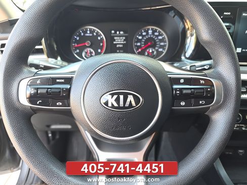 Used 2021 Kia K5 LXS FWD image 16