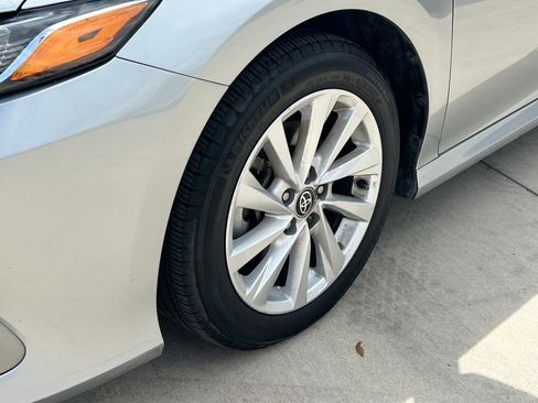 Used 2023 Toyota Camry LE image 9