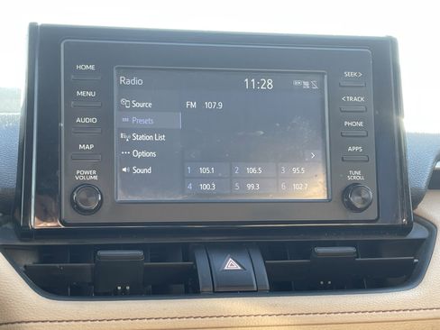 Used 2019 Toyota RAV4 LE image 24