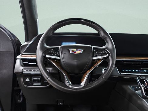 Used 2023 Cadillac Escalade ESV Sport Platinum image 11