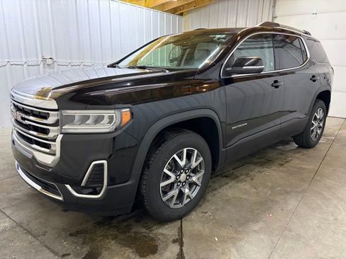 Used 2023 GMC Acadia SLT image 3