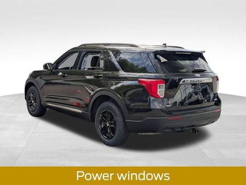 Certified 2023 Ford Explorer XLT image 8