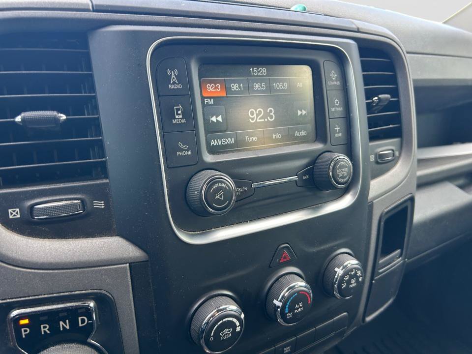 Used 2017 RAM 1500 Express AWD/4WD image 21