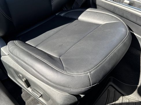 Used 2020 Ford Explorer XLT w/ Equipment Group 202A image 57