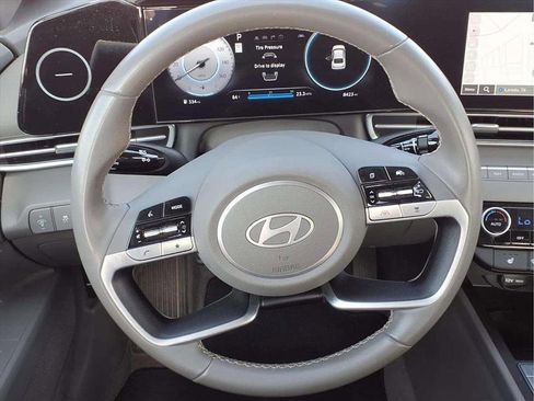 Used 2024 Hyundai Elantra SEL w/ Convenience Package image 20