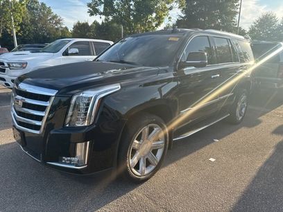 Used 2017 Cadillac Escalade Luxury