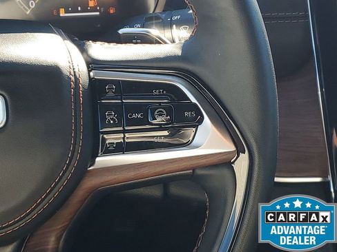 Used 2022 Jeep Grand Cherokee Summit w/ Adv Protech Group IV image 38