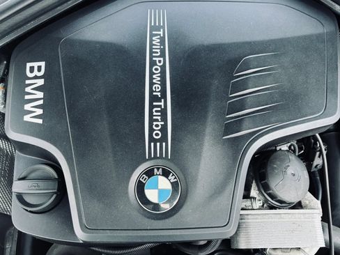 Used 2016 BMW 328i xDrive Sedan AWD/4WD image 4