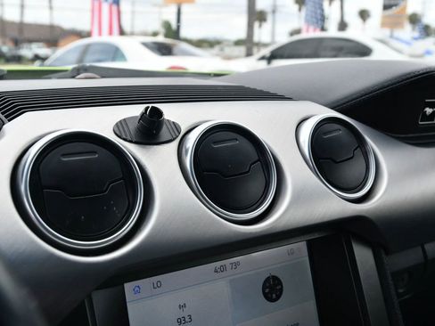 Used 2020 Ford Mustang Premium RWD image 21