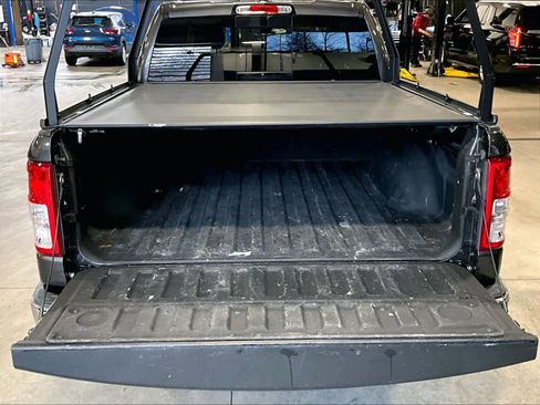 Used 2019 RAM 1500 Big Horn image 32