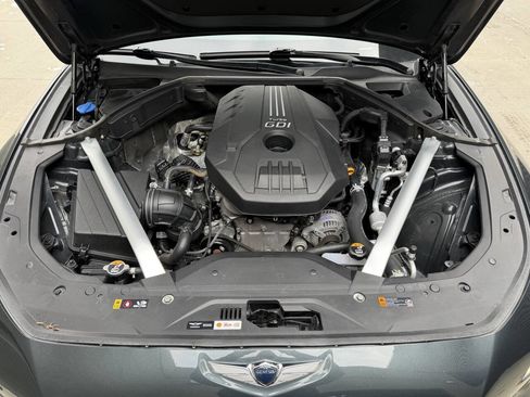 Used 2023 Genesis G70 2.0T image 29