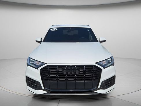 Used 2021 Audi Q7 3.0T Premium Plus w/ Premium Plus Package AWD/4WD image 4