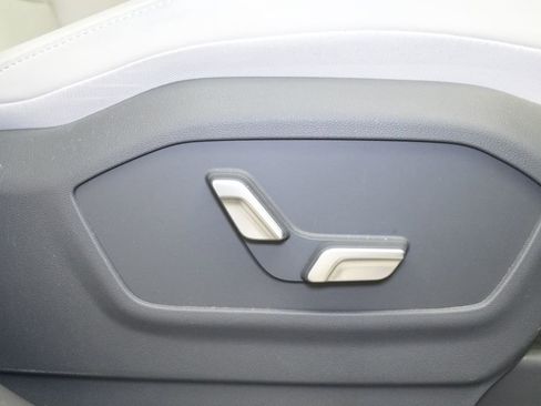 Used 2025 Hyundai Santa Fe Calligraphy image 40