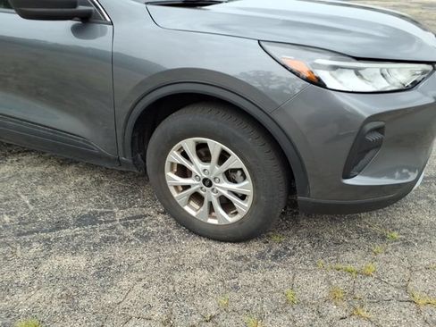 Used 2024 Ford Escape Active AWD/4WD image 4