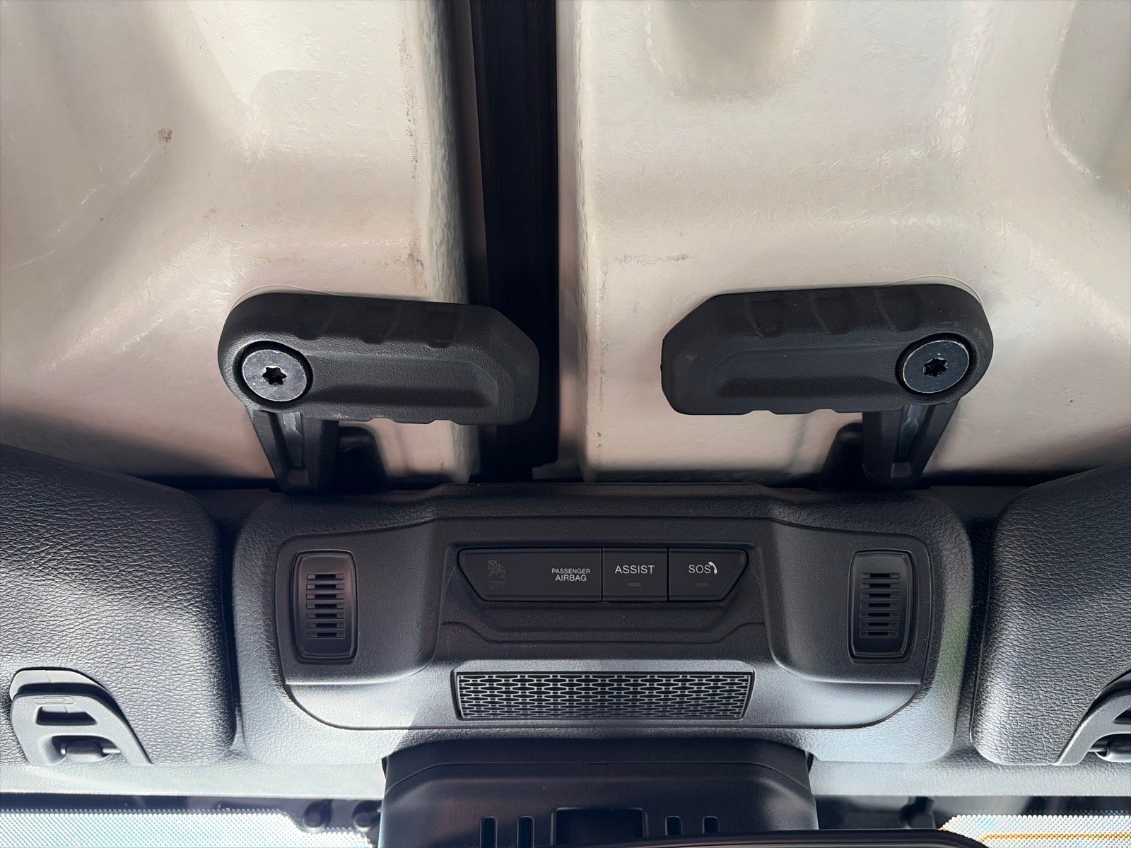 Used 2024 Jeep Wrangler Unlimited Sport AWD/4WD image 26