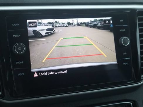 Used 2023 Volkswagen Atlas SE FWD image 21