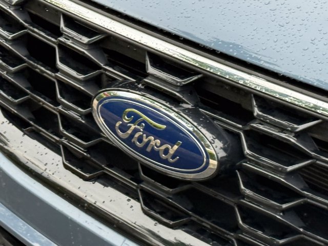 Certified 2024 Ford Escape ST-Line w/ Tech Pack #1 AWD/4WD image 25