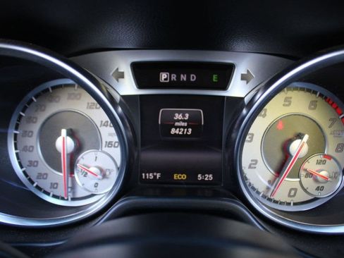 Used 2014 Mercedes-Benz SL 550 w/ Driver Assistance Package image 26