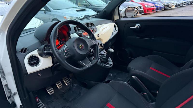Used 2013 FIAT 500 Abarth FWD image 27